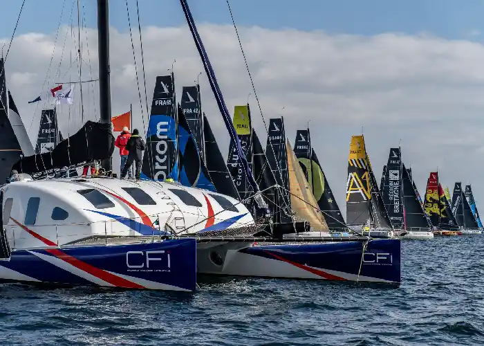 Catamaran Mer Agitee solo Guy Cotten